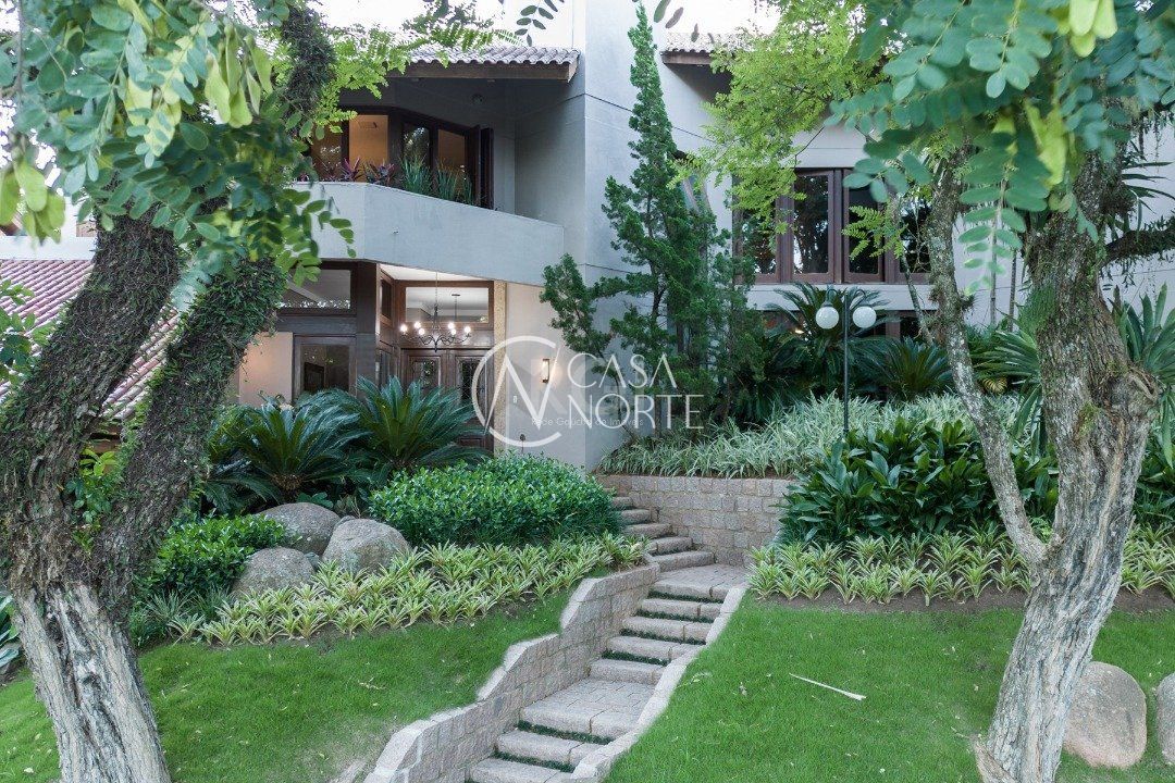 Casa de Condomínio à venda com 8 quartos, 1350m², 5 suítes, 5 vagas, Avenida da Cavalhada no bairro Cavalhada em Porto Alegre
