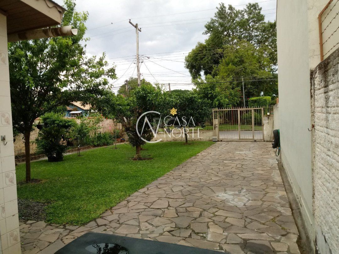 Casa à venda com 3 quartos, 183m², 1 suíte, 3 vagas, Rua Euclides Goulart no bairro Belém Novo em Porto Alegre