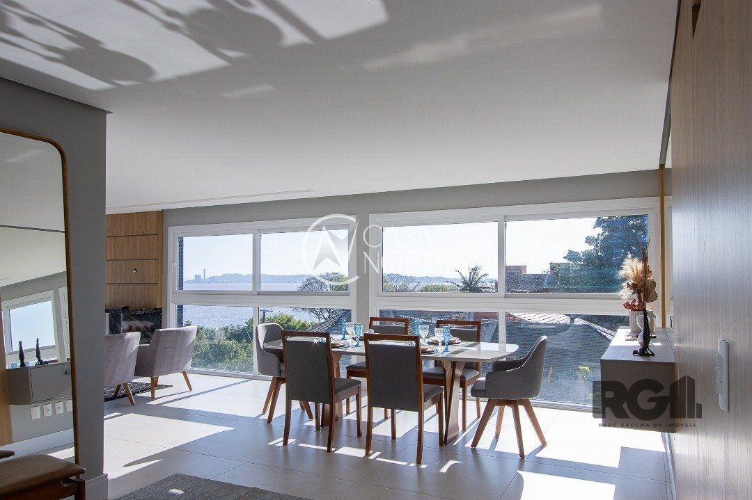 Cobertura à venda com 3 quartos, 318m², 3 suítes, 4 vagas, Rua Doutor Possidonio Cunha no bairro Vila Assunção em Porto Alegre