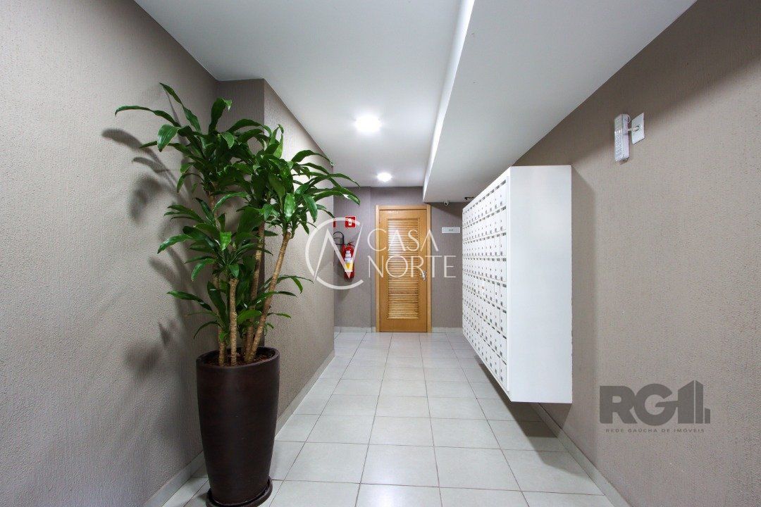 Apartamento à venda com 3 quartos, 73m², 1 suíte, 1 vaga, Rua Dário Totta no bairro Teresópolis em Porto Alegre