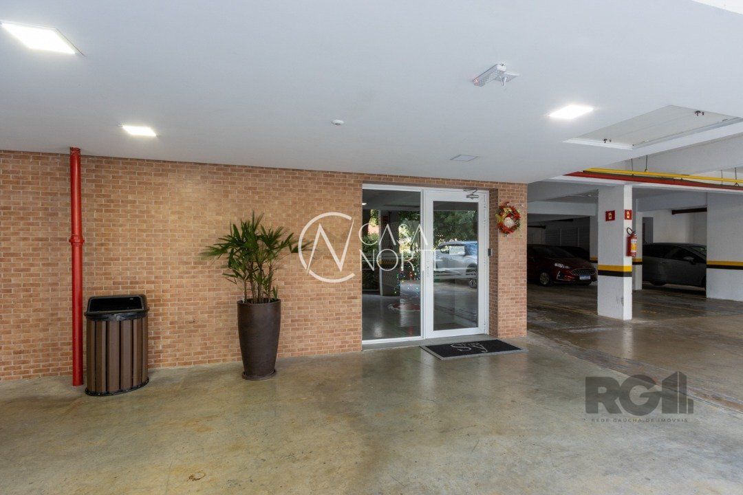 Apartamento à venda com 3 quartos, 73m², 1 suíte, 1 vaga, Rua Dário Totta no bairro Teresópolis em Porto Alegre