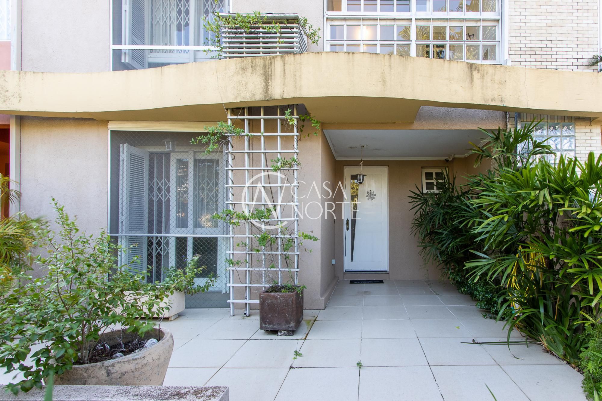 Casa de Condomínio à venda com 4 quartos, 343m², 2 suítes, 2 vagas, Rua Pasteur no bairro Ipanema em Porto Alegre