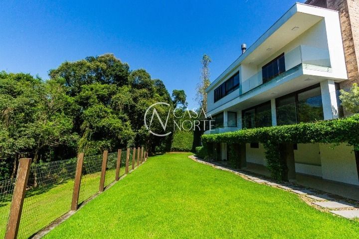 Casa de Condomínio à venda com 4 quartos, 493m², 4 suítes, 4 vagas, Avenida Bento Gonçalves no bairro Agronomia em Porto Alegre