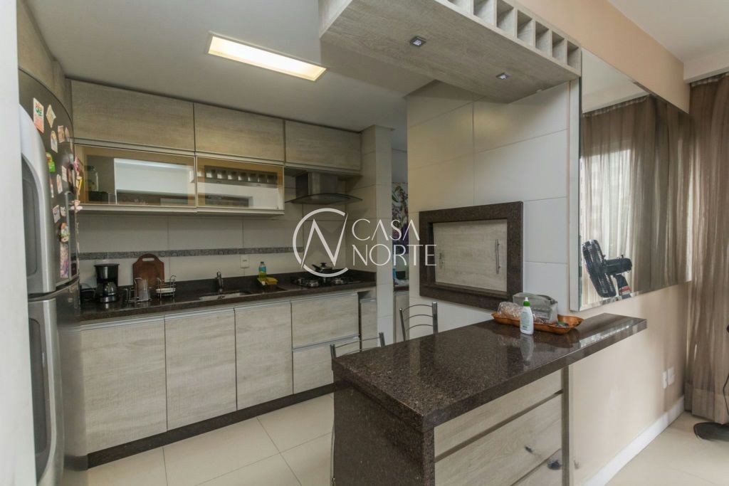 Apartamento à venda com 2 quartos, 73m², 1 suíte, 1 vaga, Rua Artur Fabião Carneiro no bairro Passo da Areia em Porto Alegre