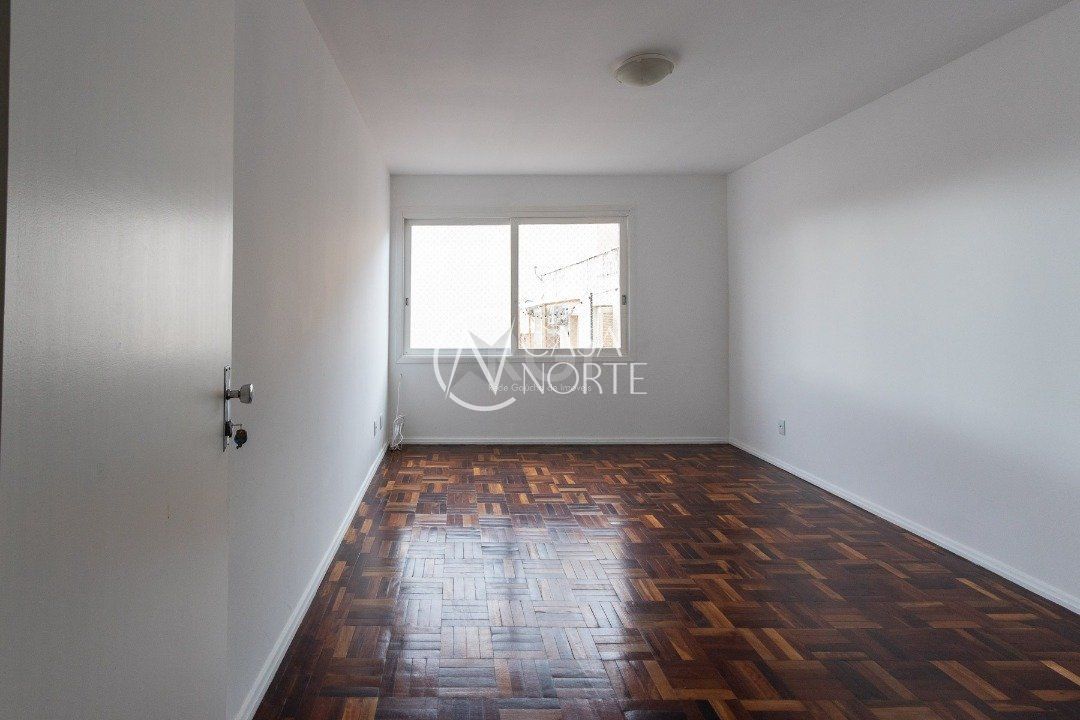 Apartamento à venda com 2 quartos, 73m², 1 vaga, Rua Ernesto Alves no bairro Floresta em Porto Alegre