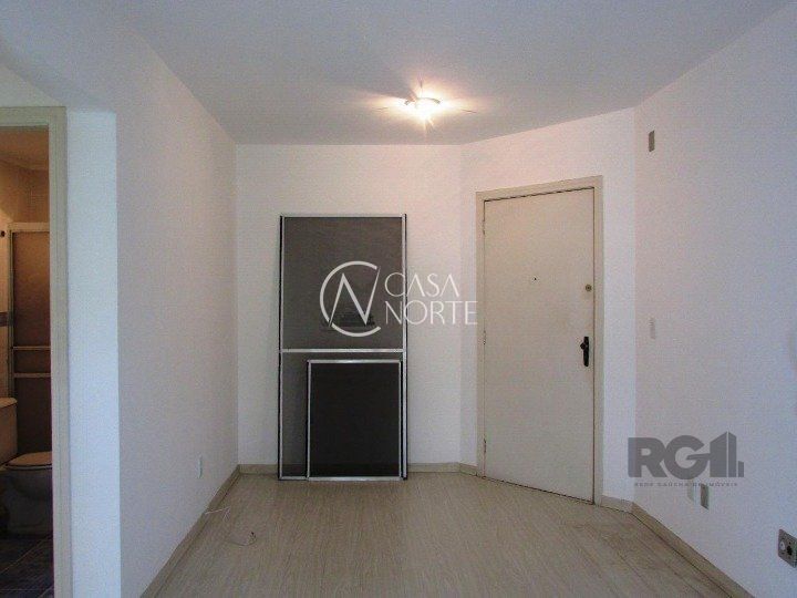 Apartamento à venda com 3 quartos, 70m², 1 vaga, Rua Doutor Aldo Wildt no bairro Vila Nova em Porto Alegre