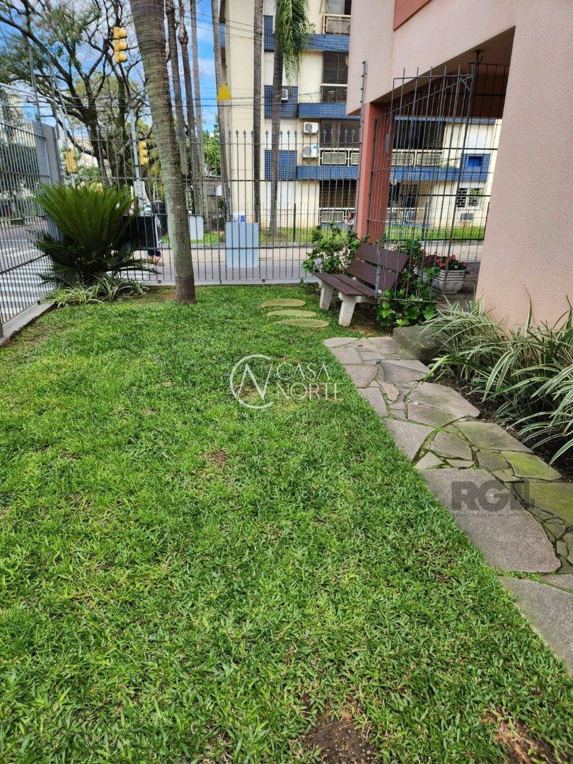 Apartamento à venda com 2 quartos, 61m², Rua São Benedito no bairro Jardim do Salso em Porto Alegre