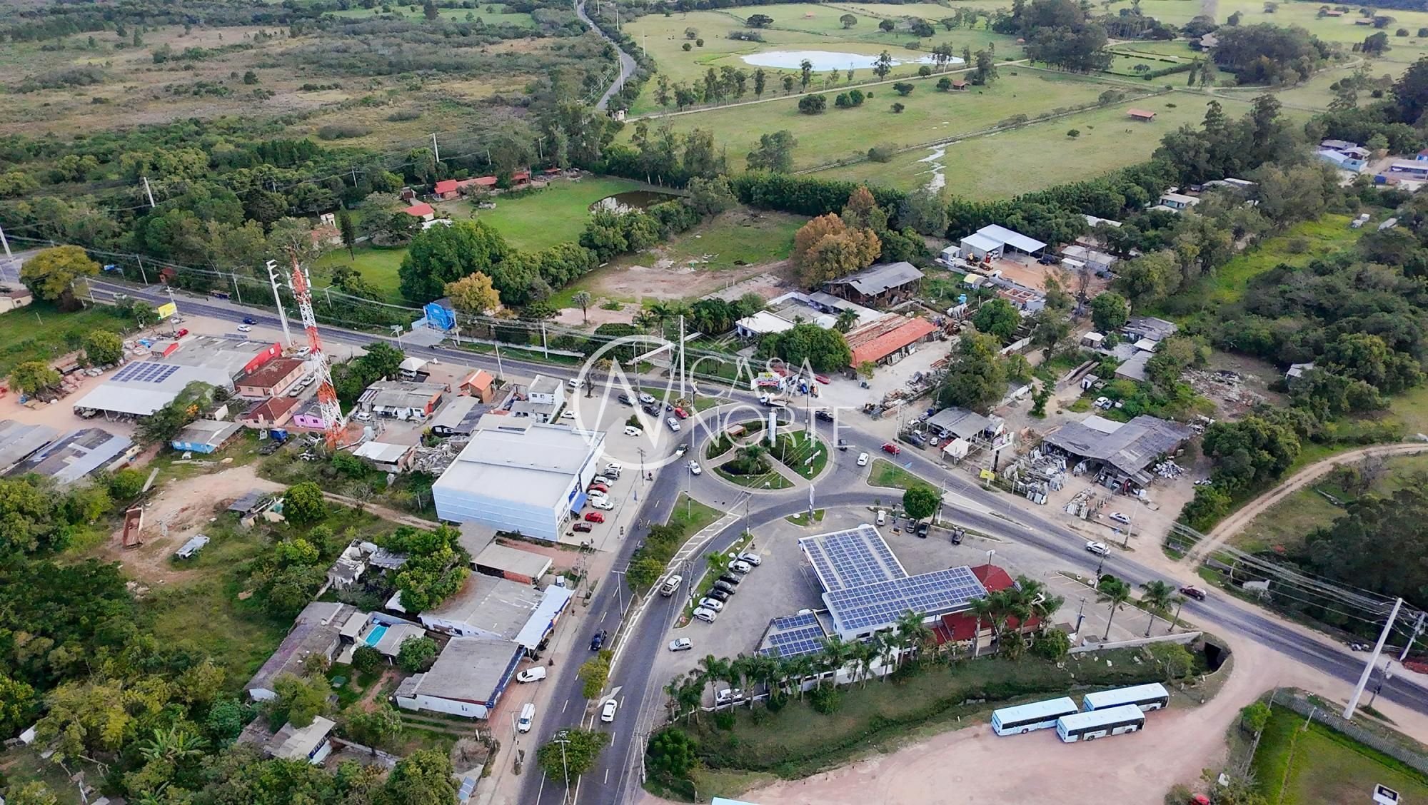 Terreno à venda  com 11145m², Avenida Edgar Pires de Castro no bairro Chapéu do Sol em Porto Alegre
