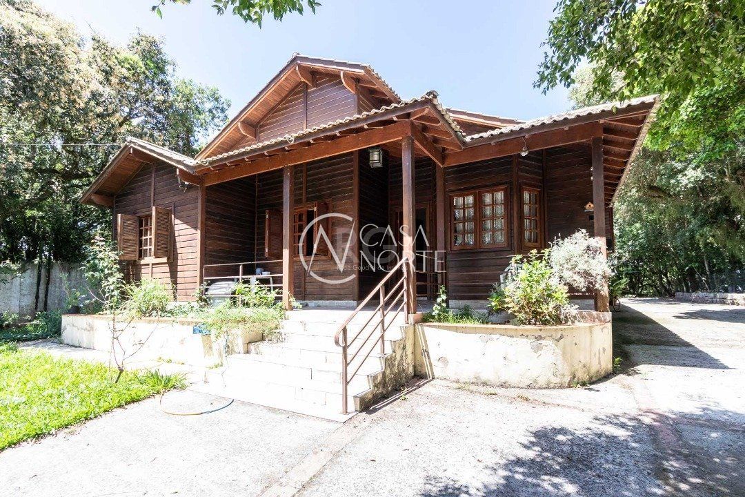 Casa Comercial à venda com 4 quartos, 130m², 5 vagas, Avenida Joaquim Martins da Silva no bairro Belém Novo em Porto Alegre