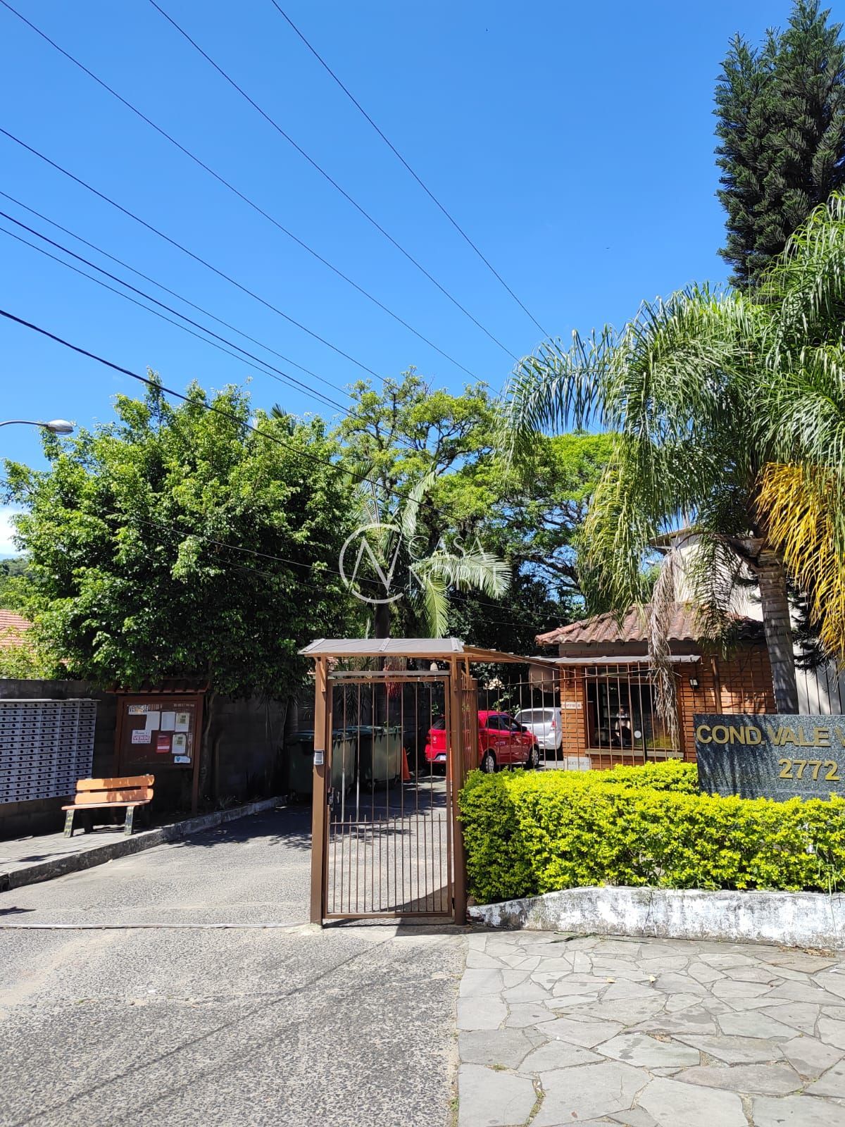 Casa de Condomínio à venda com 2 quartos, 42m², 1 vaga, Avenida Vicente Monteggia no bairro Cavalhada em Porto Alegre