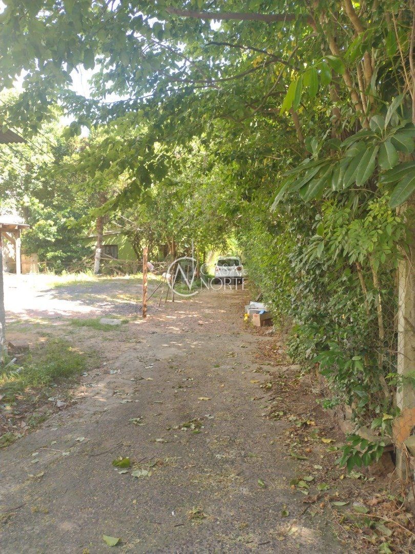 Terreno à venda  com 1887m², Rua Doutor Pereira Neto no bairro Tristeza em Porto Alegre
