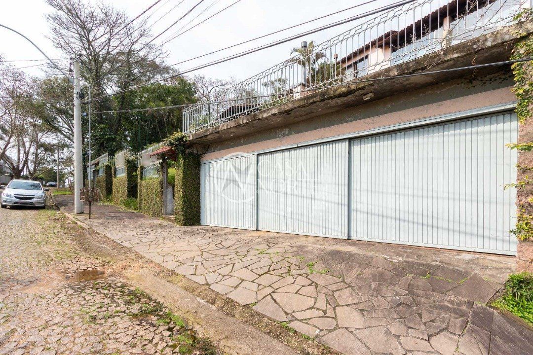 Casa à venda com 4 quartos, 500m², 1 suíte, 4 vagas, Rua Simao Bolivar no bairro Vila Conceição em Porto Alegre