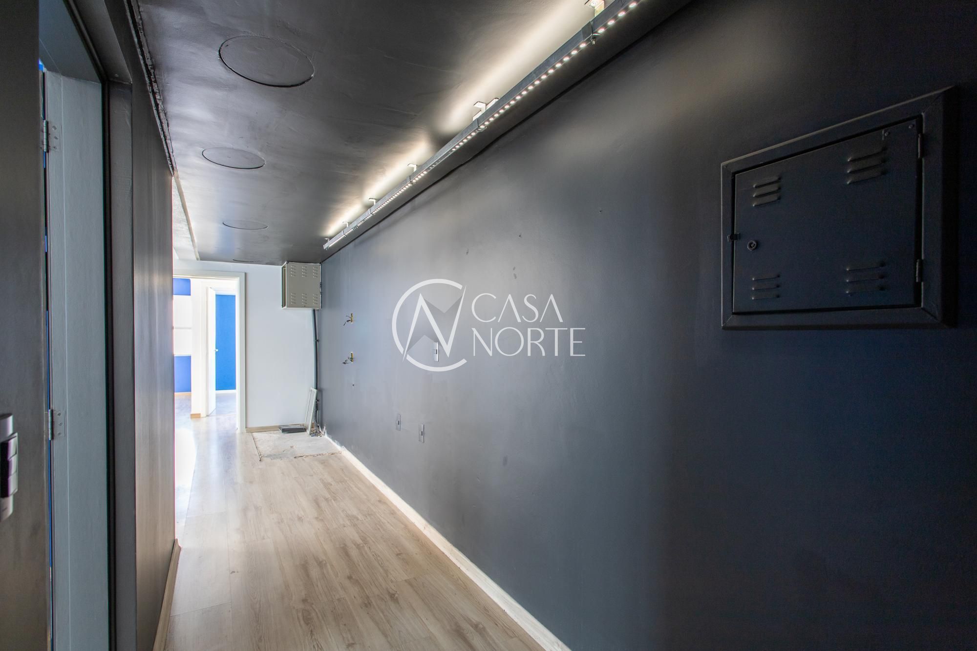 Conjunto Comercial à venda com 6 quartos, 43m², Avenida Alberto Bins no bairro Independência em Porto Alegre