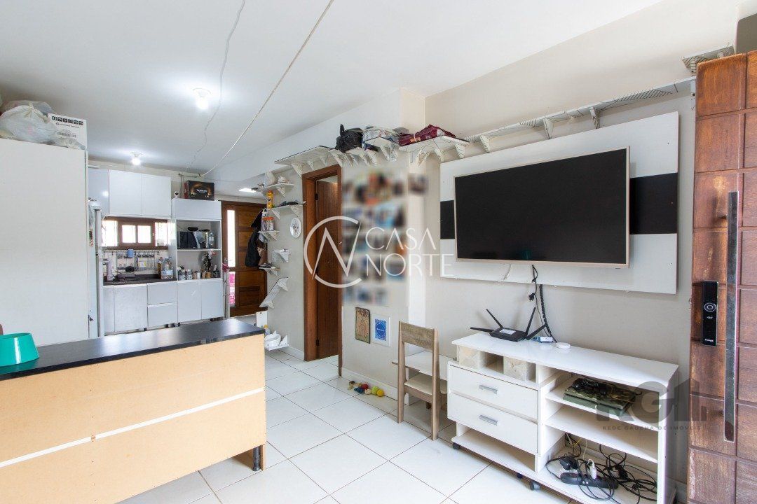 Casa de Condomínio à venda com 2 quartos, 65m², 1 vaga, Rua Pau-Brasil no bairro Hípica em Porto Alegre