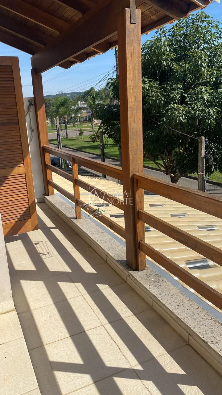 Casa à venda com 3 quartos, 145m², 1 suíte, 2 vagas, Rua Carlos Maximiliano Fayet no bairro Hípica em Porto Alegre