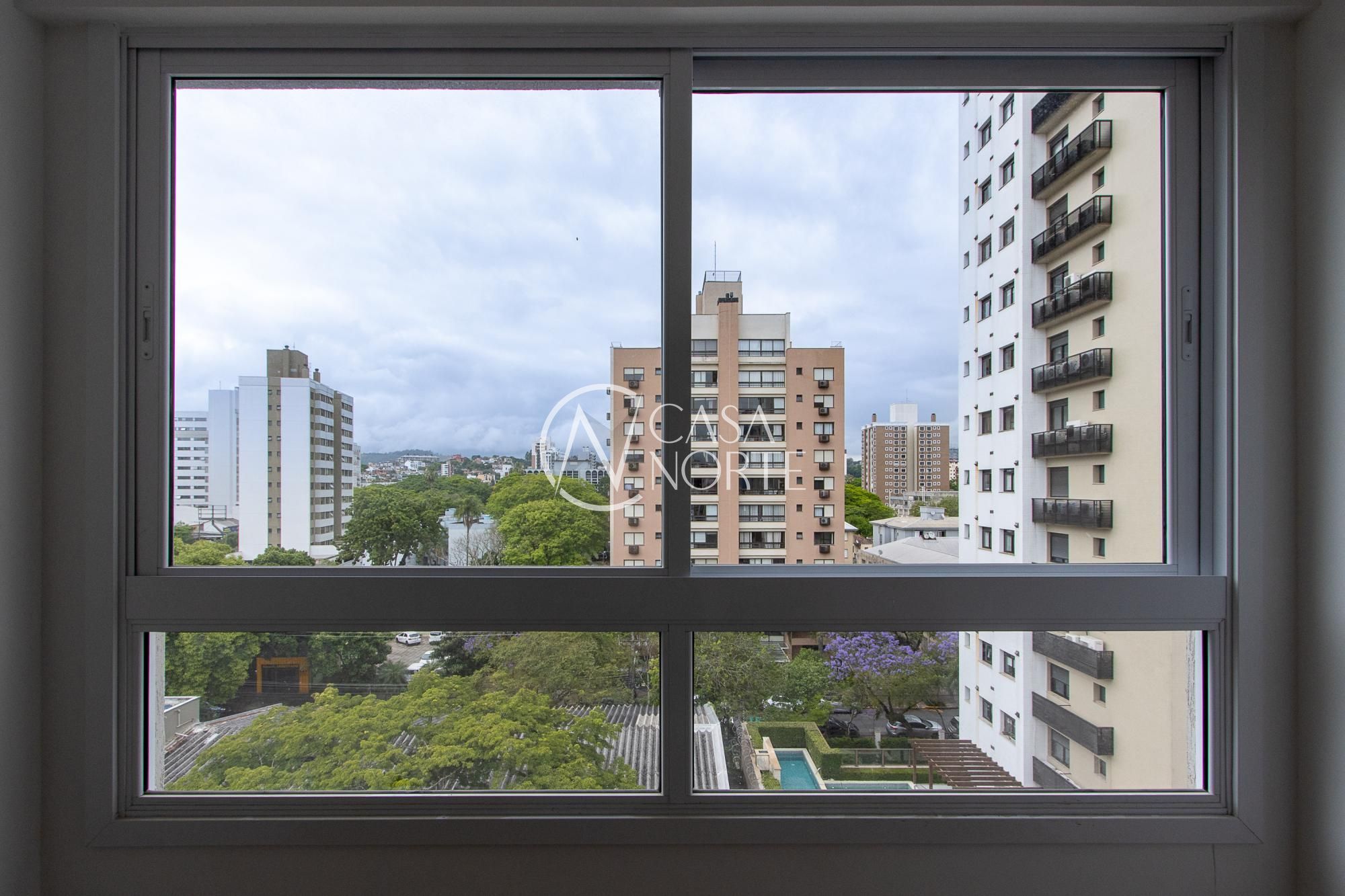 Apartamento à venda com 2 quartos, 63m², 1 suíte, 1 vaga, Rua Barão do Triunfo no bairro Menino Deus em Porto Alegre