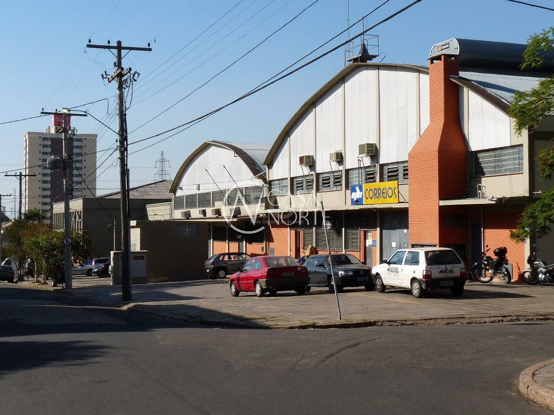 Pavilhão à venda , 5686m², Rua Engenheiro Ubatuba de Faria no bairro Sarandi em Porto Alegre