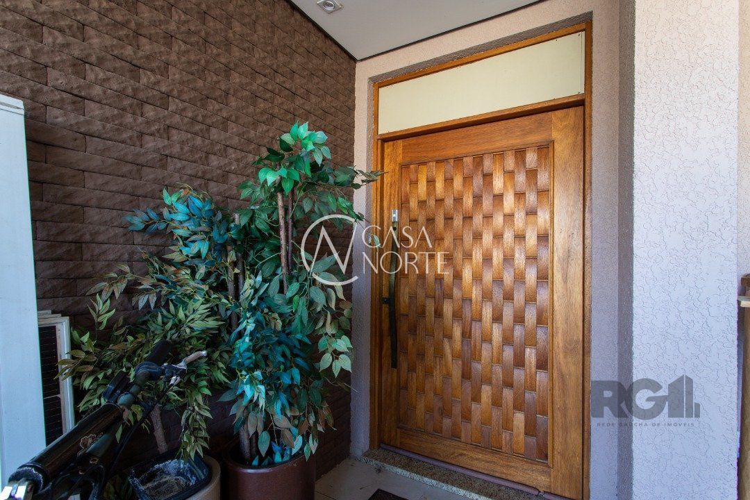 Casa de Condomínio à venda com 4 quartos, 226m², 4 suítes, 2 vagas, Avenida Juca Batista no bairro Terraville em Porto Alegre