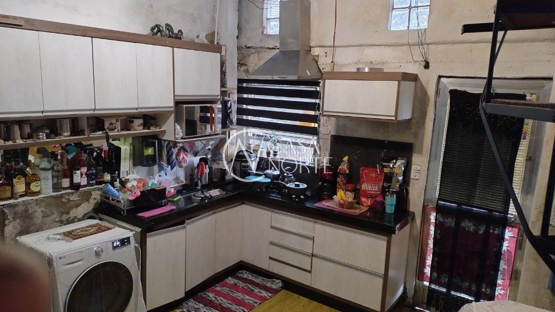 Casa à venda com 2 quartos, 150m², Rua Doutor Paulino Guerra no bairro Jardim Itu em Porto Alegre