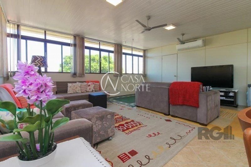 Casa à venda com 3 quartos, 312m², Rua Monte Arraes no bairro Nonoai em Porto Alegre