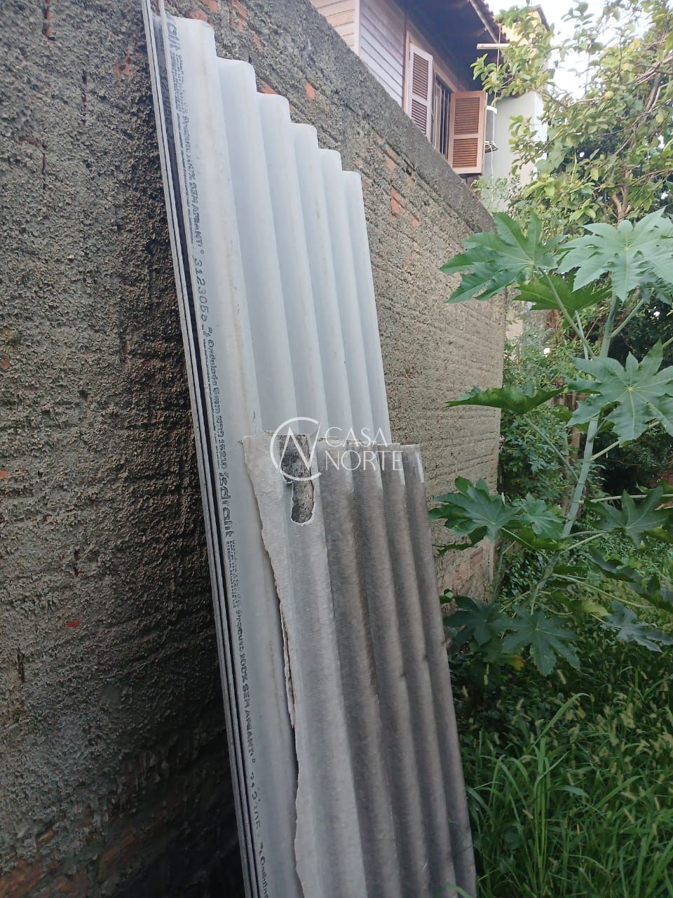 Casa à venda com 1 quarto, 120m², Rua Ênio de Souza no bairro Vila Nova em Porto Alegre