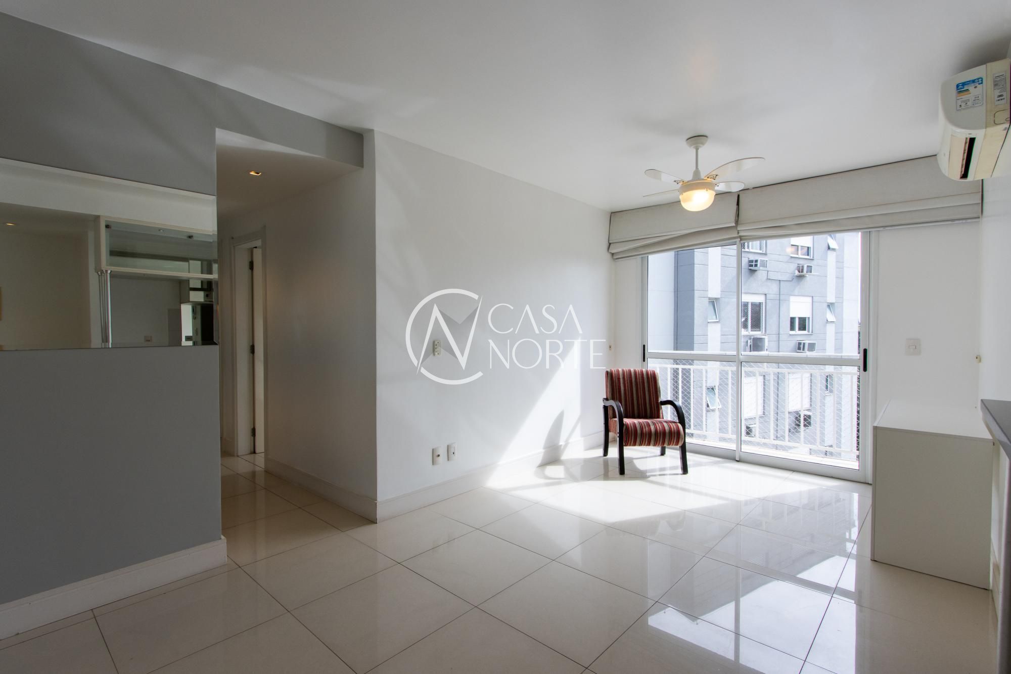 Apartamento à venda com 3 quartos, 73m², 1 suíte, 1 vaga, Rua Doutor Campos Velho no bairro Cristal em Porto Alegre