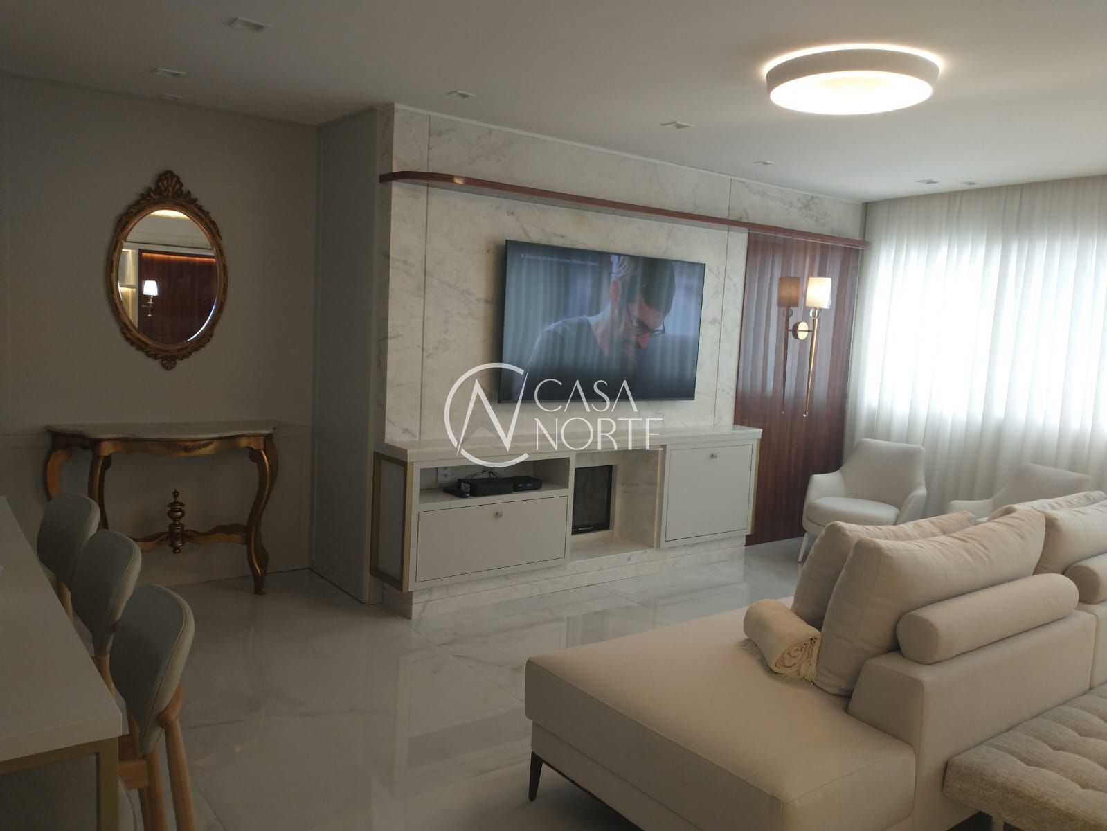 Apartamento à venda com 3 quartos, 101m², 1 suíte, 2 vagas, Avenida Diário de Notícias no bairro Cristal em Porto Alegre