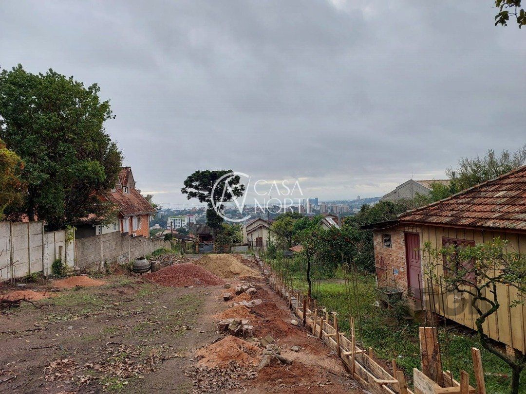 Terreno à venda  com 578m², Rua Liberal no bairro Tristeza em Porto Alegre