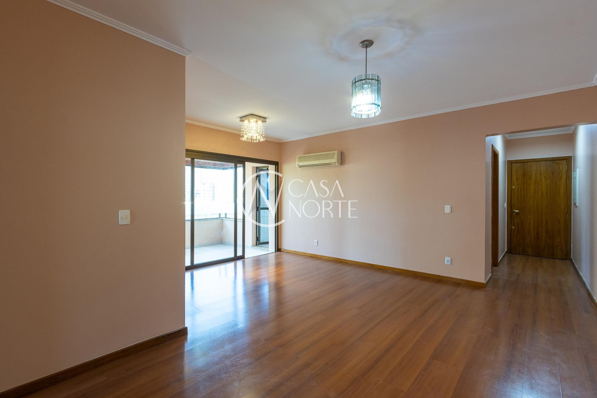 Apartamento à venda com 3 quartos, 118m², 1 suíte, 2 vagas, Rua Costa no bairro Menino Deus em Porto Alegre