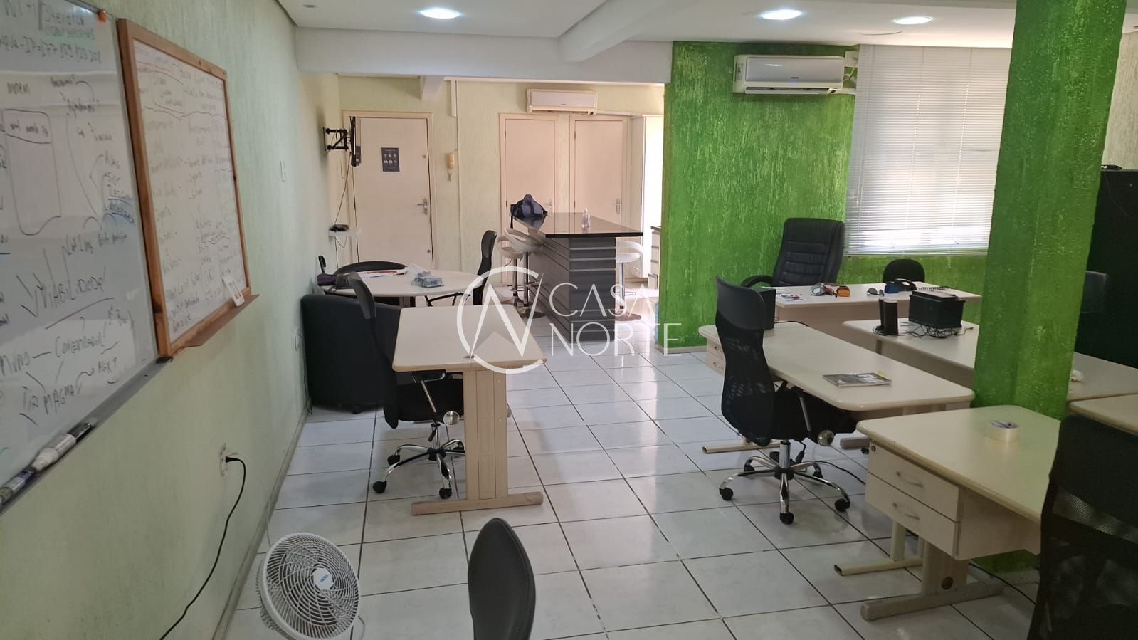 Sala Comercial à venda , 78m², Rua Doutor Flores no bairro Centro Histórico em Porto Alegre