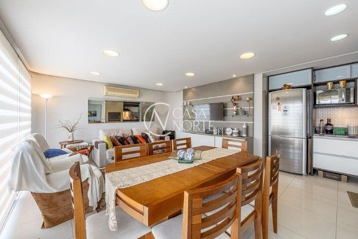 Cobertura à venda com 3 quartos, 223m², 1 suíte, 1 vaga, Rua Coronel Bordini no bairro Bela Vista em Porto Alegre