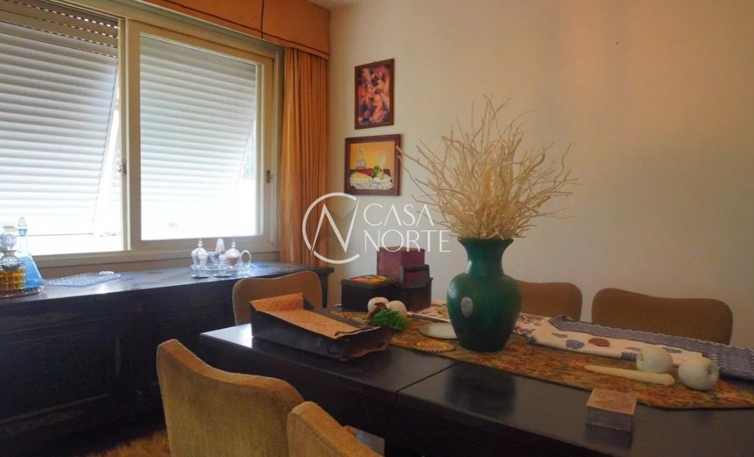 Apartamento à venda com 3 quartos, 120m², 1 suíte, 1 vaga, Rua Padre João Batista Reus no bairro Vila Conceição em Porto Alegre