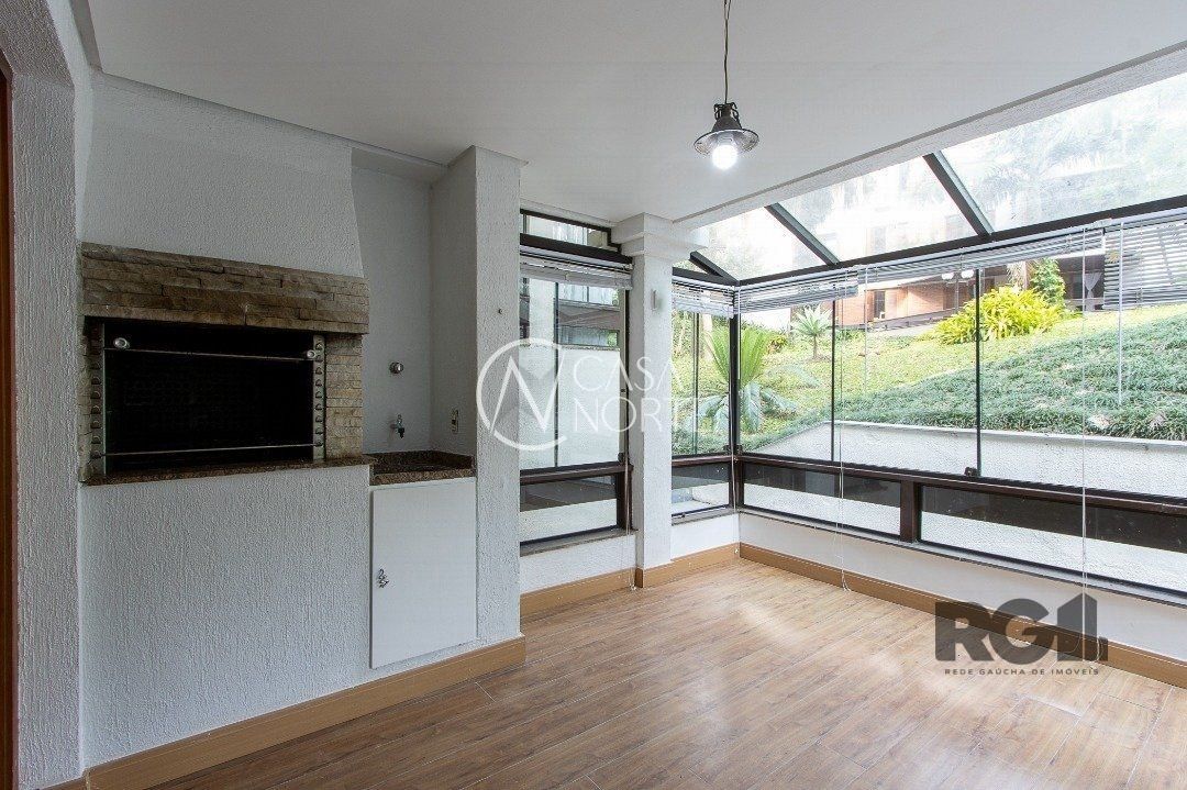 Apartamento à venda com 3 quartos, 137m², 1 suíte, 2 vagas, Rua Dea Coufal no bairro Ipanema em Porto Alegre