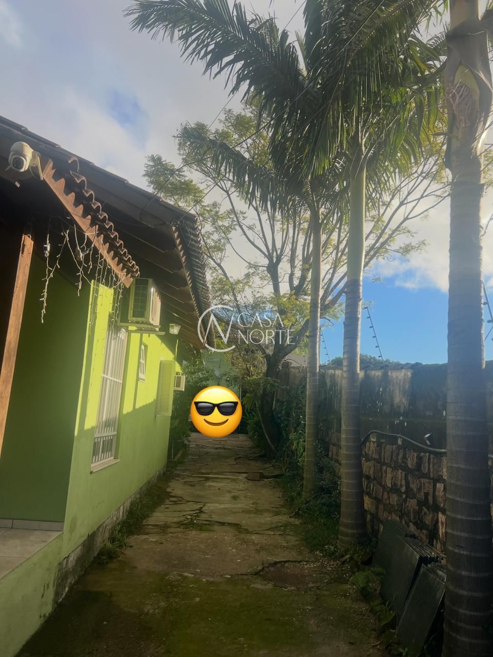 Casa à venda com 3 quartos, 100m², 1 suíte, 4 vagas, Rua Silvio Silveira Soares no bairro Cavalhada em Porto Alegre