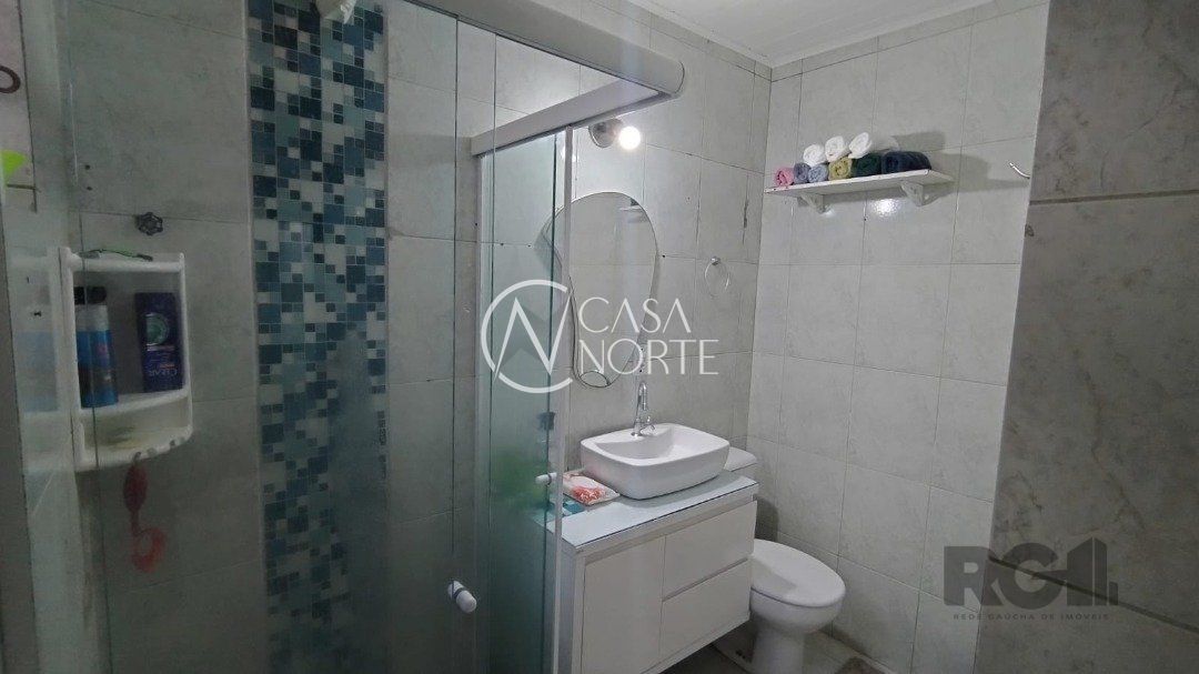 Casa à venda com 4 quartos, 168m², 2 suítes, 5 vagas, Avenida Nilo Ruschel no bairro Morro Santana em Porto Alegre