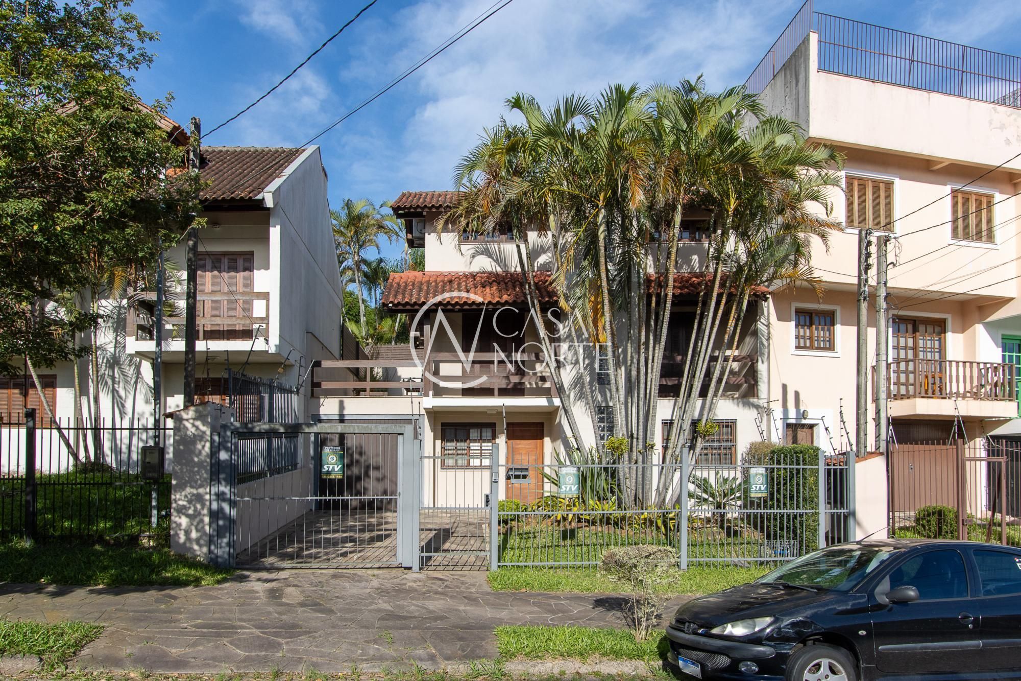 Casa à venda com 3 quartos, 203m², 1 suíte, 2 vagas, Rua Doutor Pitrez no bairro Ipanema em Porto Alegre