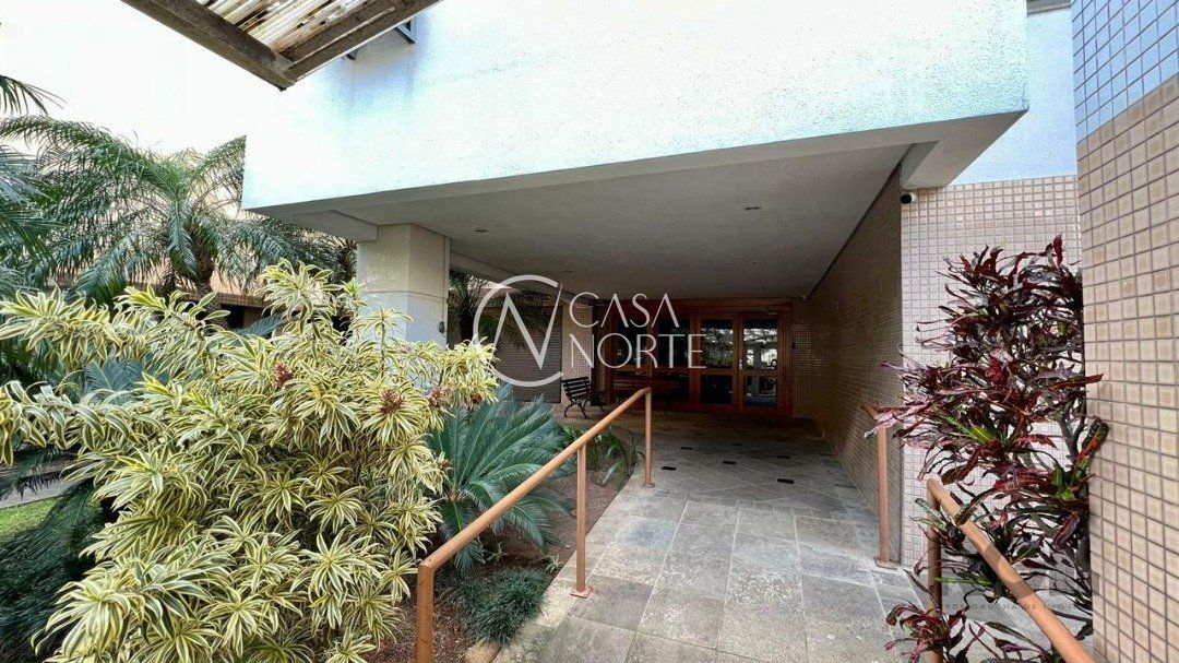 Apartamento à venda com 3 quartos, 83m², 1 suíte, 1 vaga, Rua Domingos Crescencio no bairro Santana em Porto Alegre