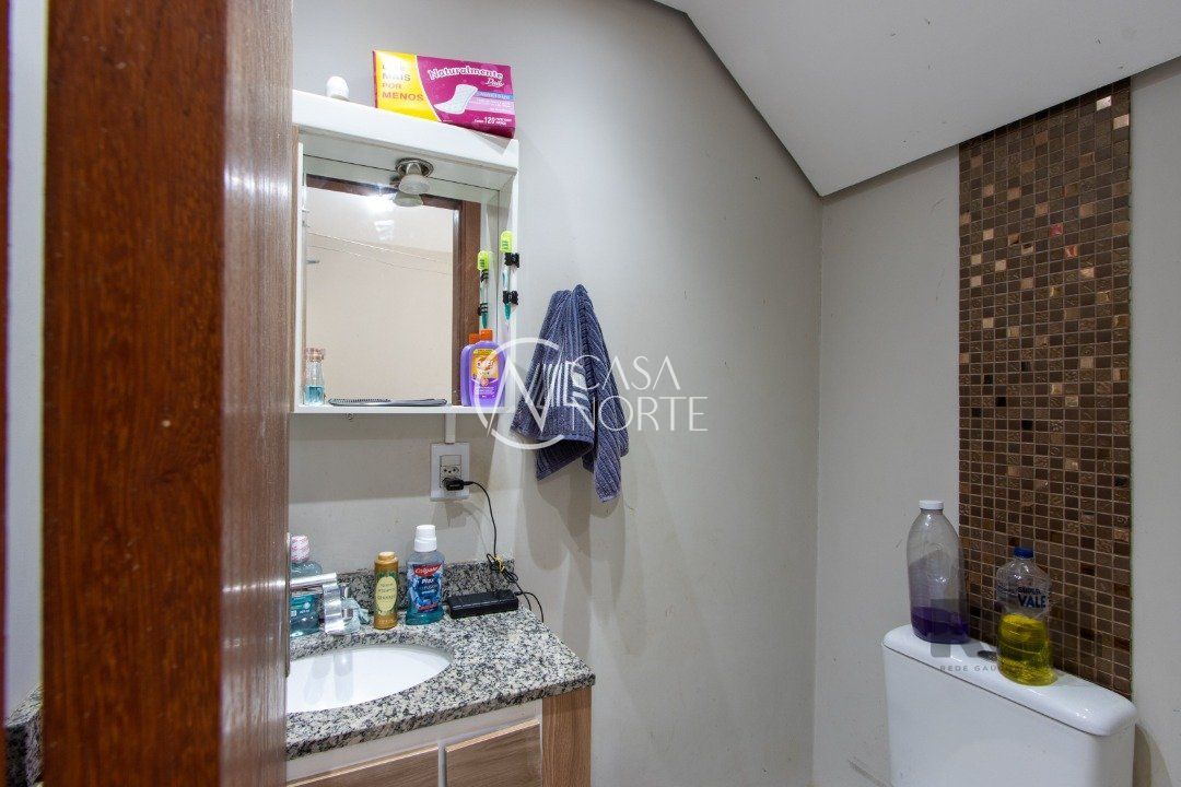 Casa de Condomínio à venda com 2 quartos, 65m², 1 vaga, Rua Pau-Brasil no bairro Hípica em Porto Alegre