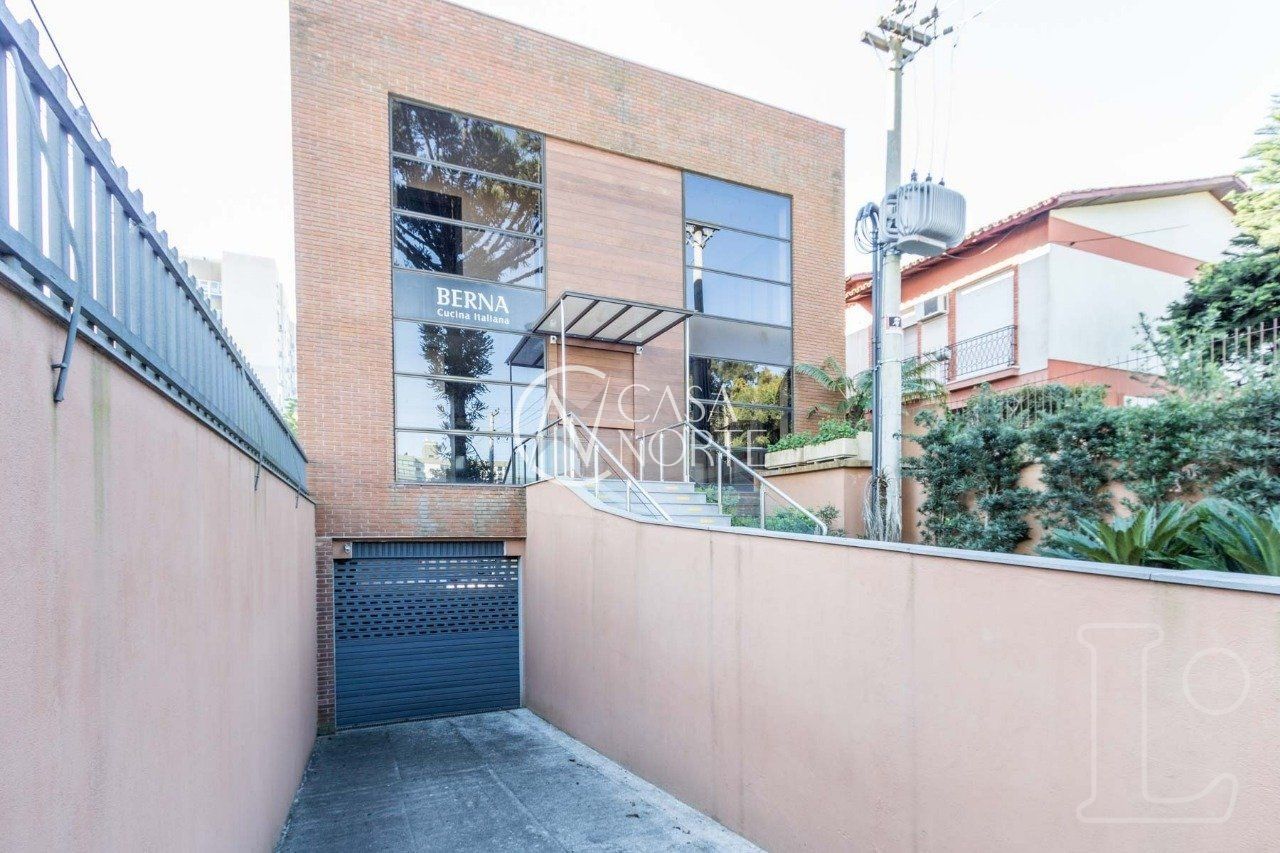 Prédio Comercial à venda , 793m², 24 vagas, Avenida Otto Niemeyer no bairro Tristeza em Porto Alegre