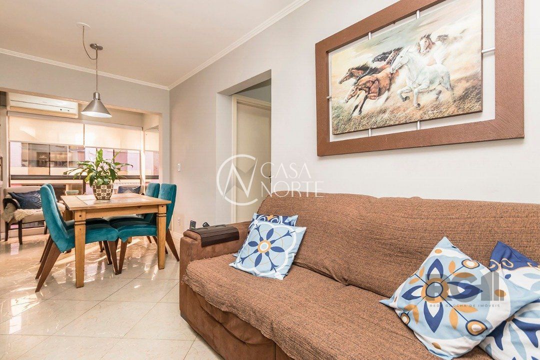 Apartamento à venda com 3 quartos, 70m², 1 vaga, Avenida da Cavalhada no bairro Cavalhada em Porto Alegre