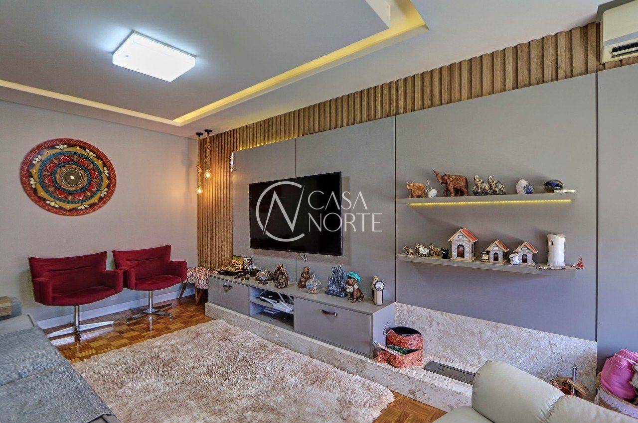 Casa à venda com 2 quartos, 125m², 3 vagas, Estrada Vila Maria no bairro Cavalhada em Porto Alegre