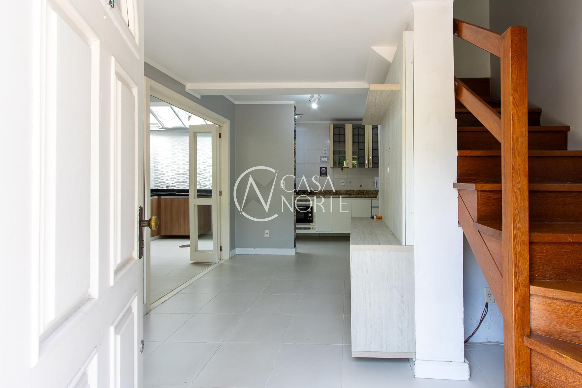 Casa de Condomínio à venda com 3 quartos, 78m², 1 suíte, 1 vaga, Avenida Pinheiro Borda no bairro Cristal em Porto Alegre