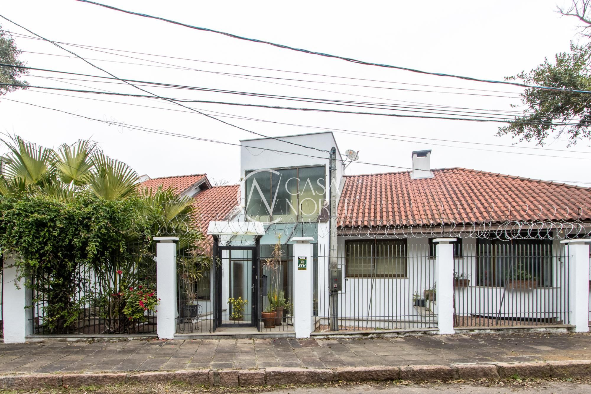 Casa à venda com 5 quartos, 469m², 5 suítes, 10 vagas, Rua Simão Bolívar no bairro Vila Conceição em Porto Alegre