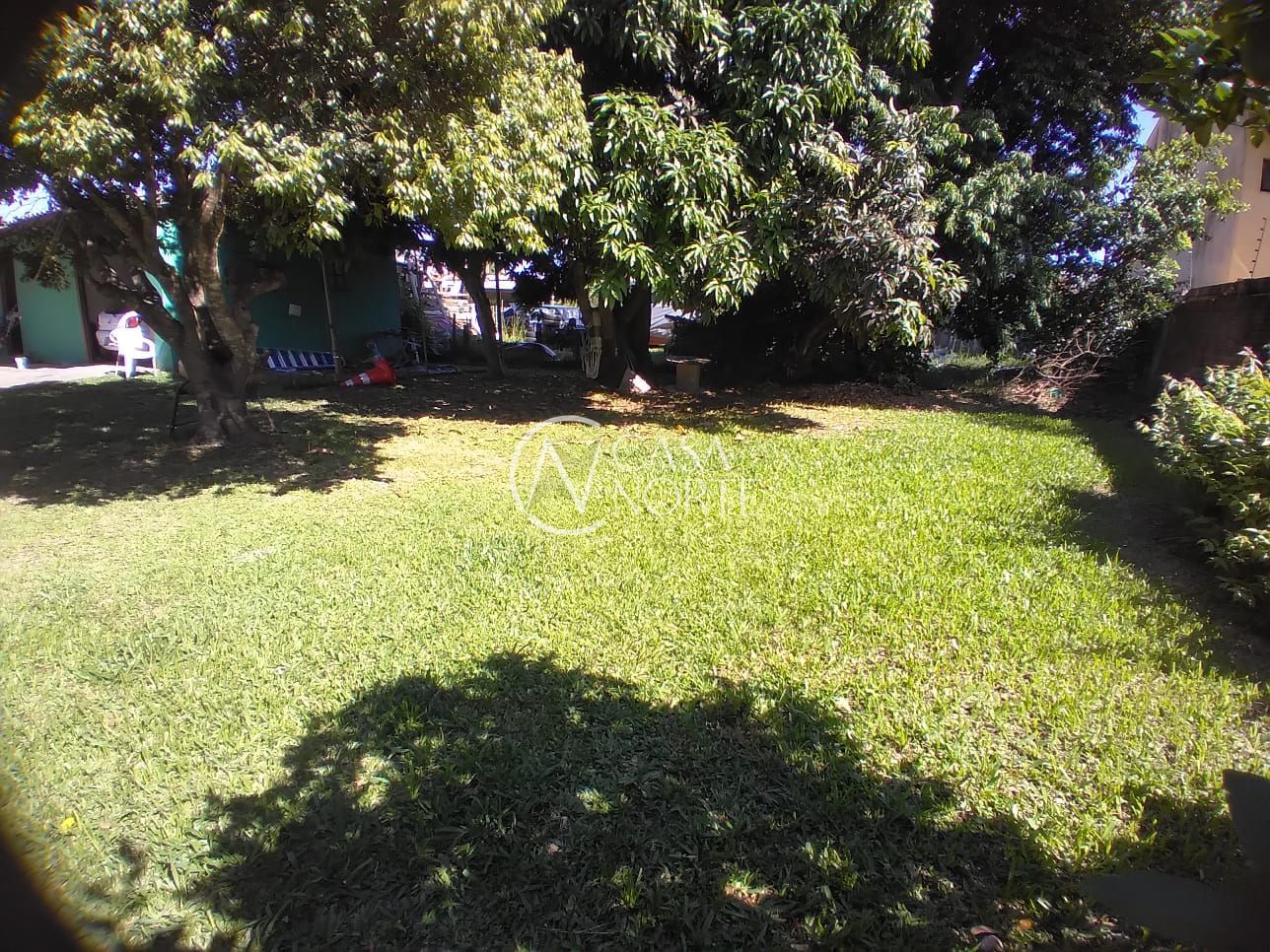 Casa à venda com 3 quartos, 750m², 3 vagas, Avenida Edgar Pires de Castro no bairro Hípica em Porto Alegre