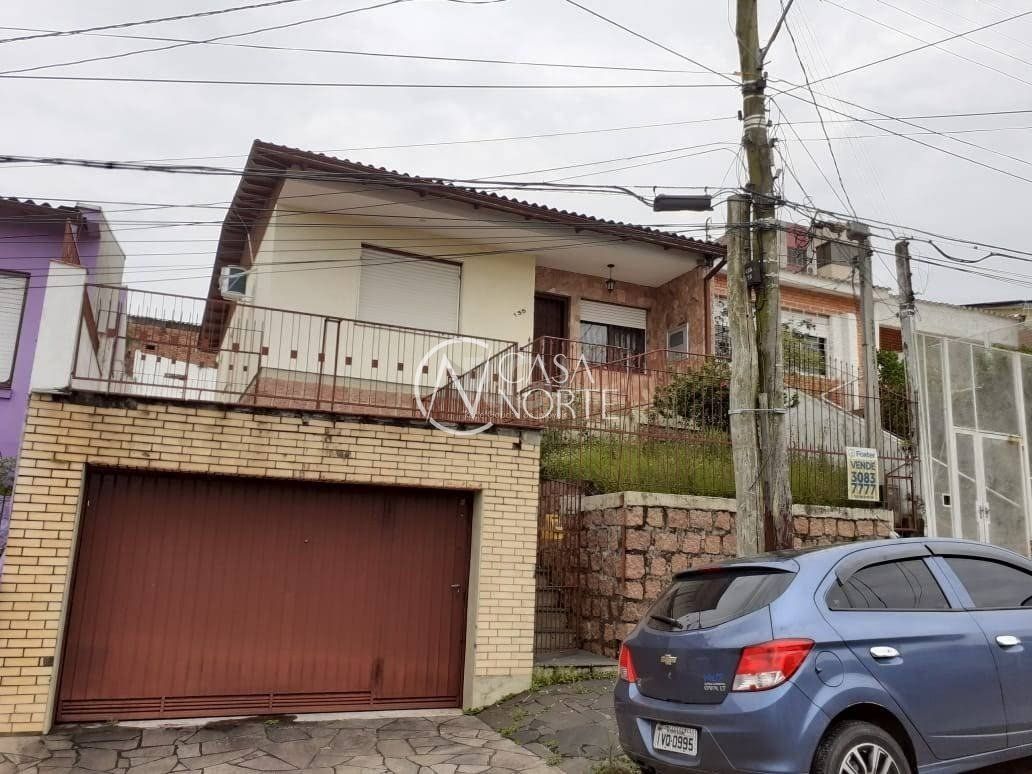 Casa à venda com 4 quartos, 130m², Rua Doutor Lucidoro Brito no bairro Santa Tereza em Porto Alegre