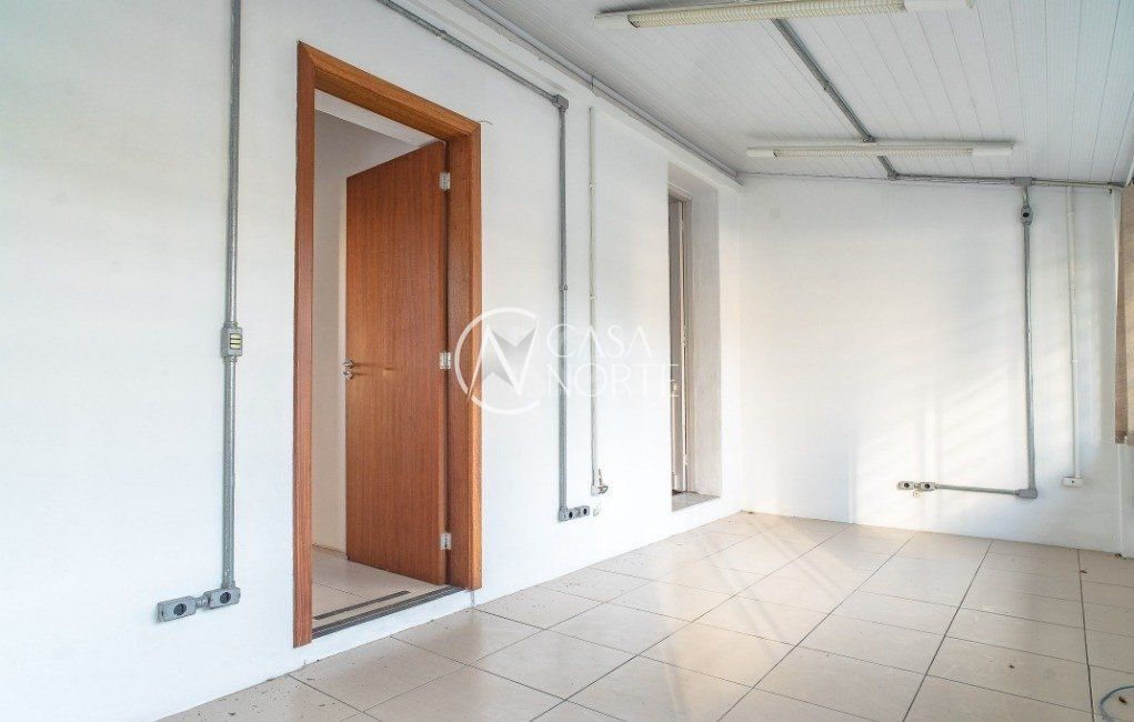 Casa Comercial à venda , 290m², Rua Botafogo no bairro Menino Deus em Porto Alegre