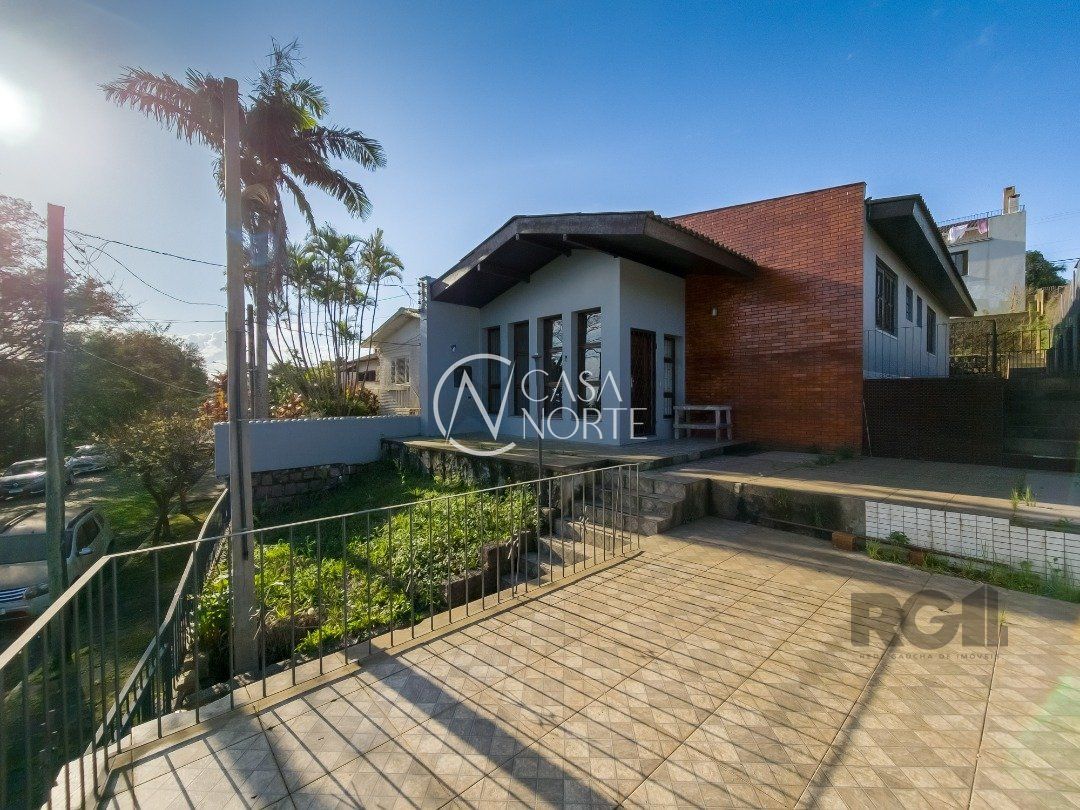 Casa à venda com 3 quartos, 99m², 1 suíte, 1 vaga, Rua Osmar Meletti no bairro Espírito Santo em Porto Alegre