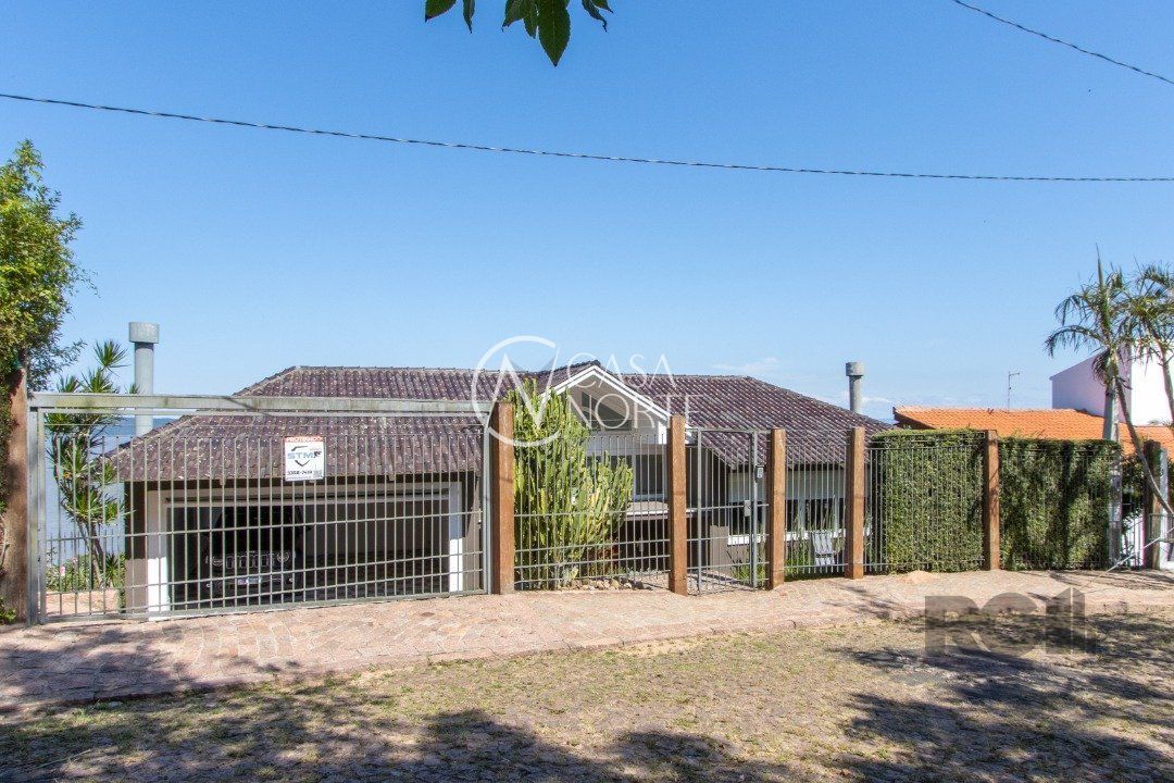 Casa à venda com 3 quartos, 621m², 1 suíte, 3 vagas, Rua Coronel Gomes de Carvalho no bairro Sétimo Céu em Porto Alegre