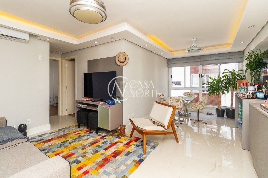 Apartamento à venda com 2 quartos, 69m², 1 suíte, 1 vaga, Rua Doutor Mário Totta no bairro Tristeza em Porto Alegre