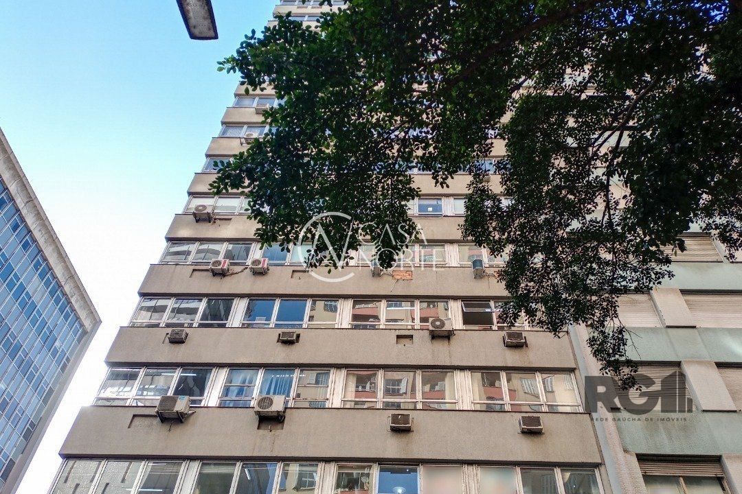 Sala Comercial à venda , 35m², Avenida Senador Salgado Filho no bairro Centro Histórico em Porto Alegre
